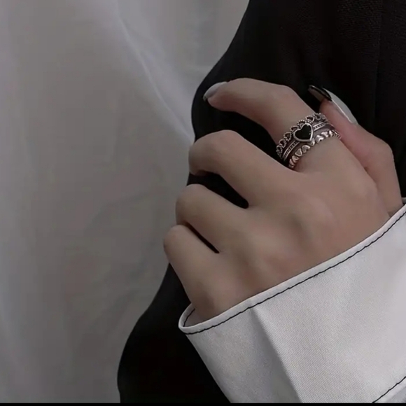 NEW! Self-Love Resizable ring - Picture 7 of 8